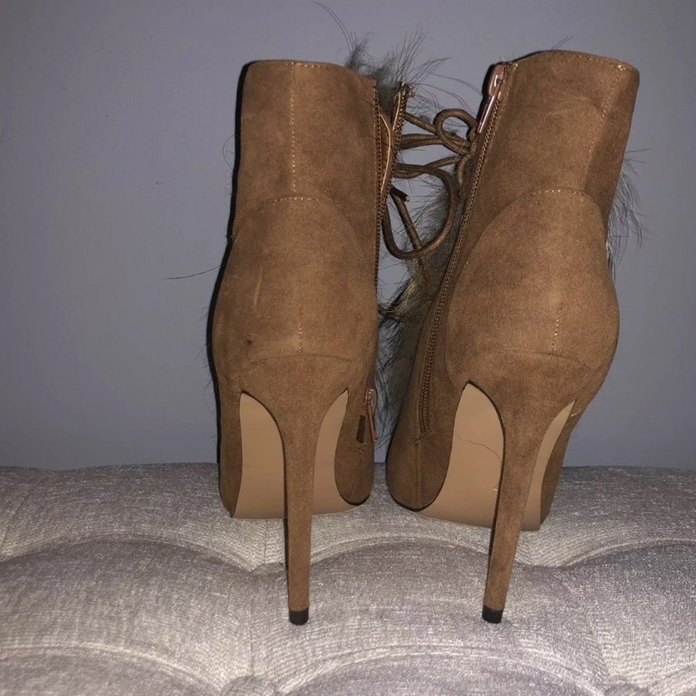 Liliana brown fur booties size 7 - Picture 3 of 7